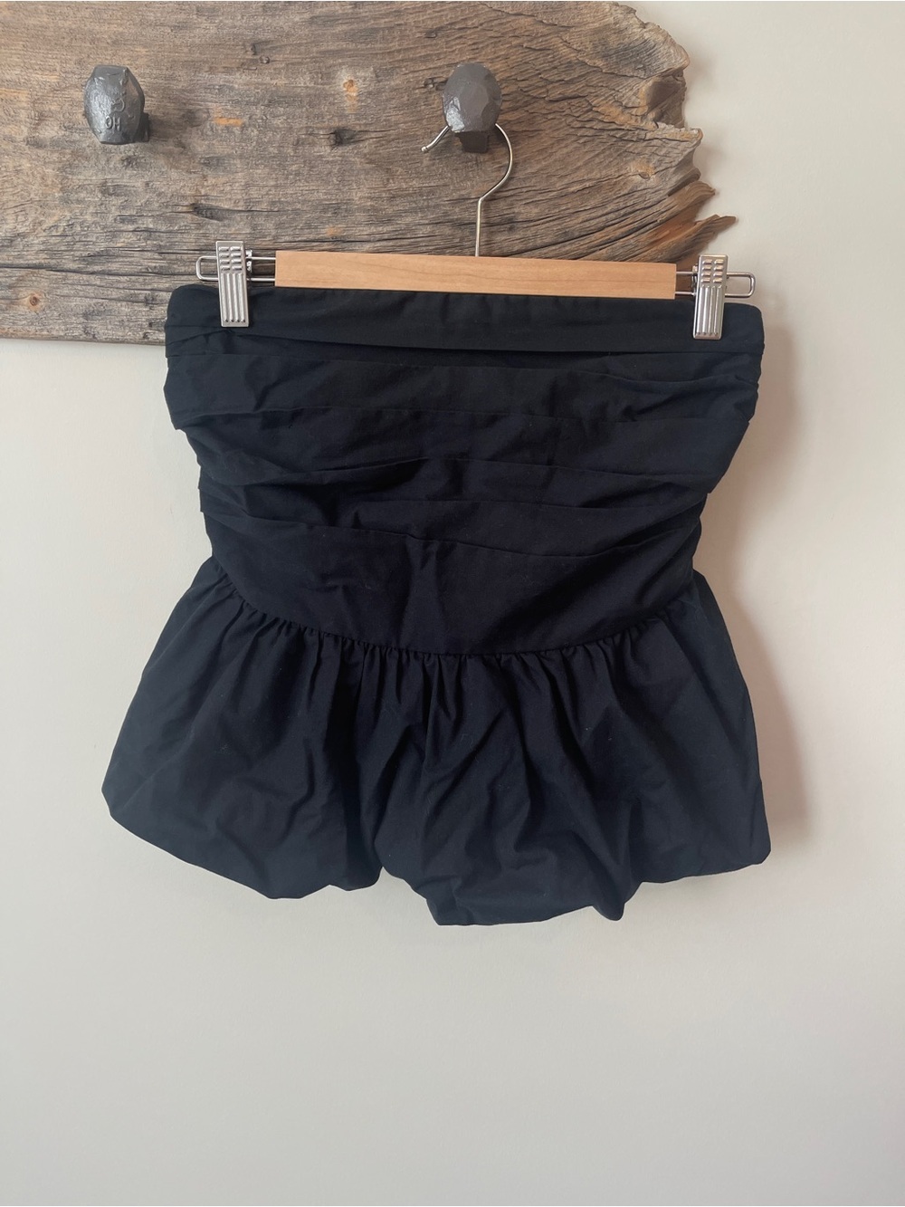 Hollister Strapless Black Ruched Bubble Top